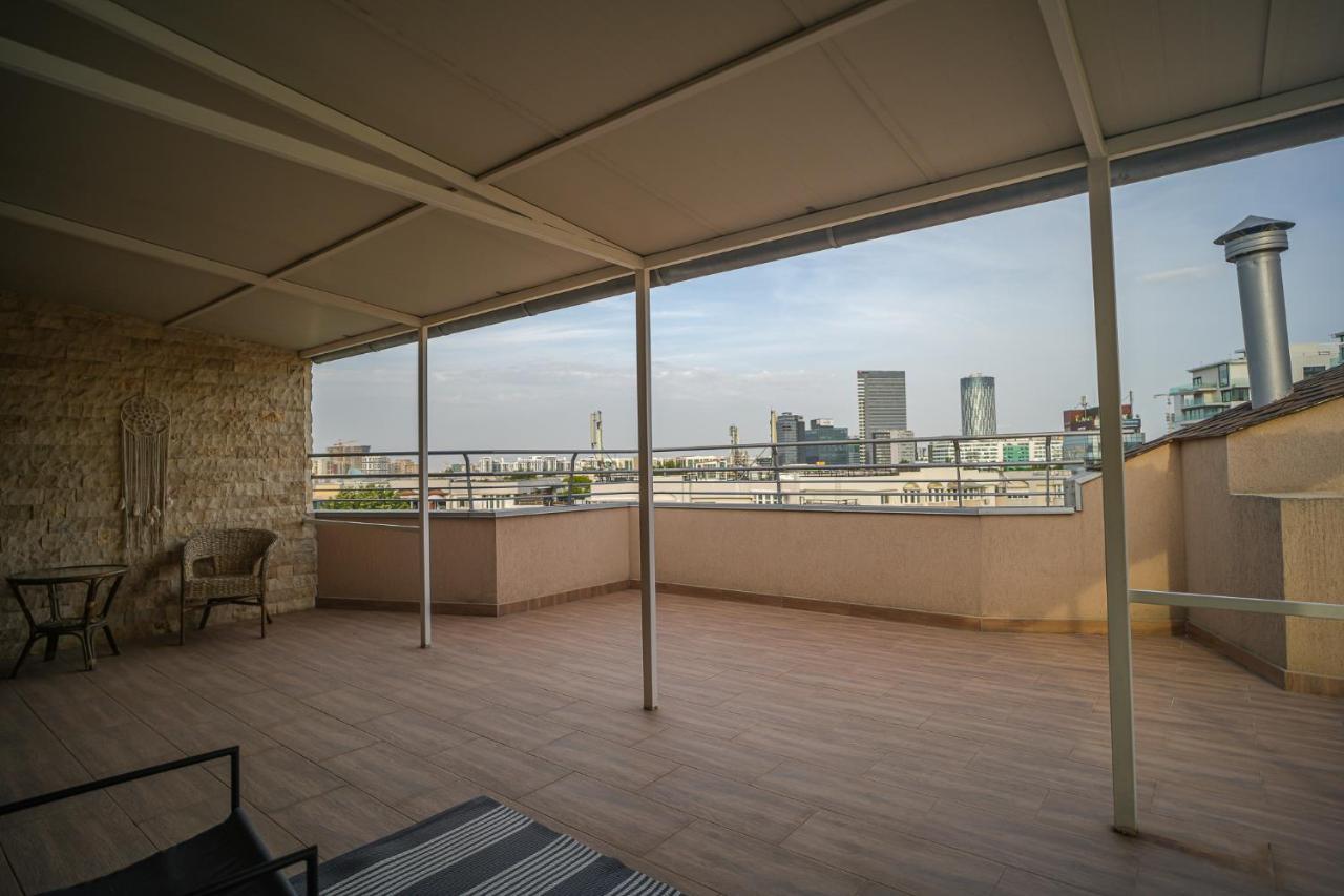 Penthouse With Huge Rooftop & Amazing City View Bukarest Eksteriør billede