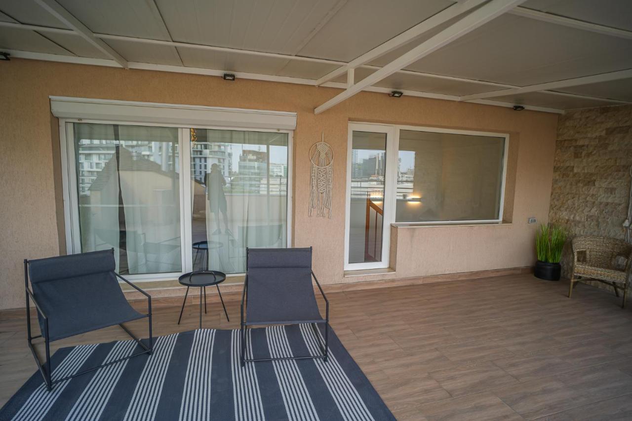 Penthouse With Huge Rooftop & Amazing City View Bukarest Eksteriør billede