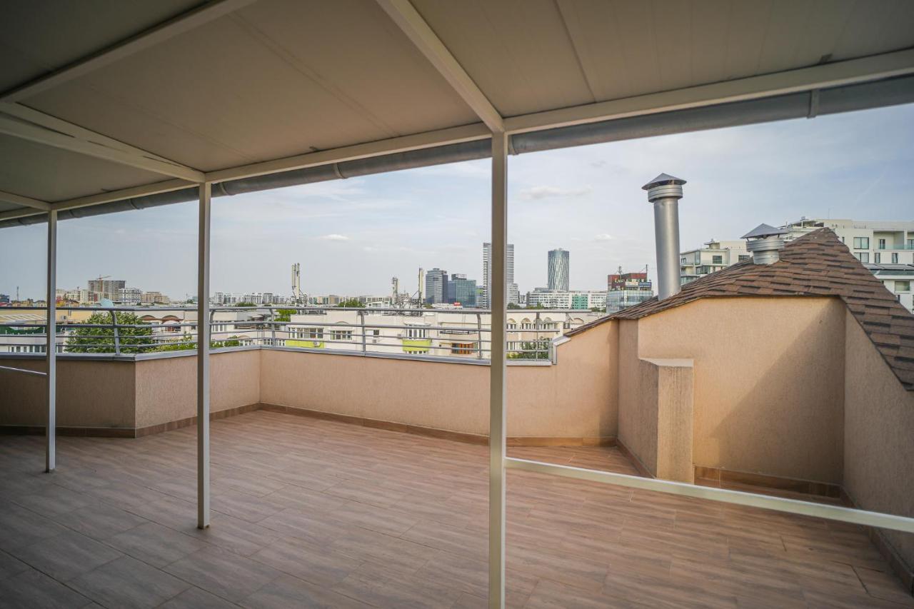 Penthouse With Huge Rooftop & Amazing City View Bukarest Eksteriør billede