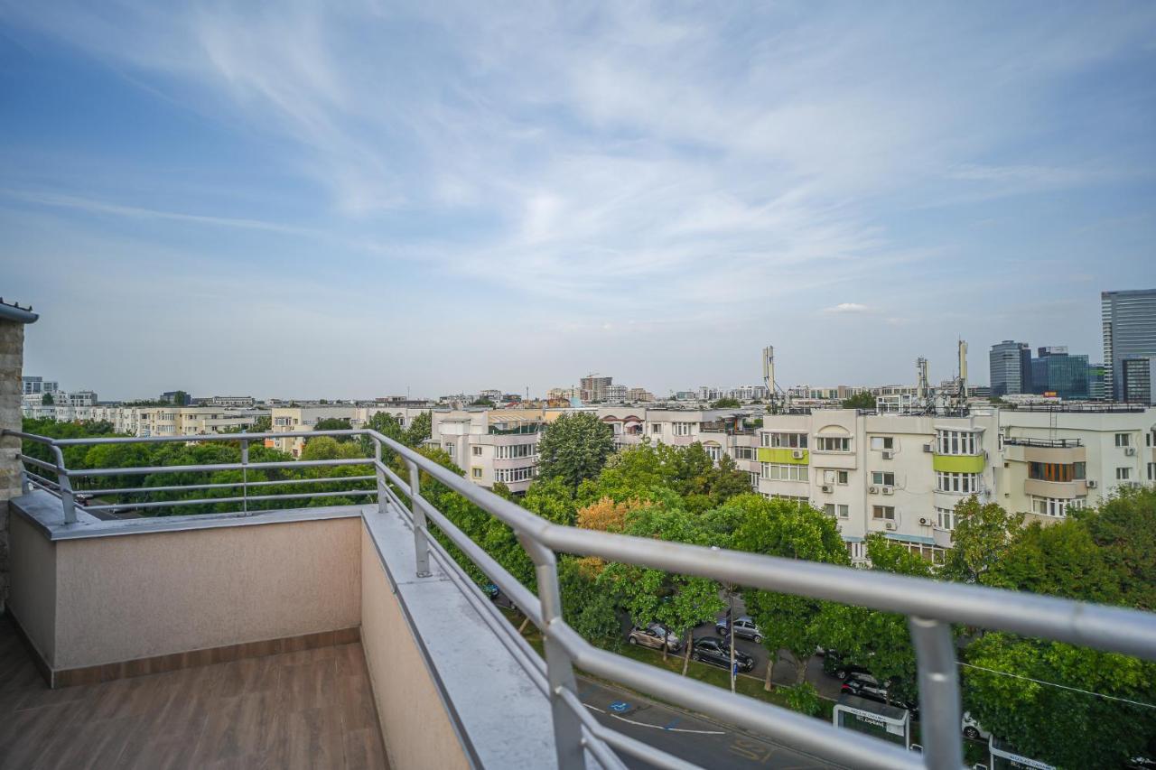 Penthouse With Huge Rooftop & Amazing City View Bukarest Eksteriør billede